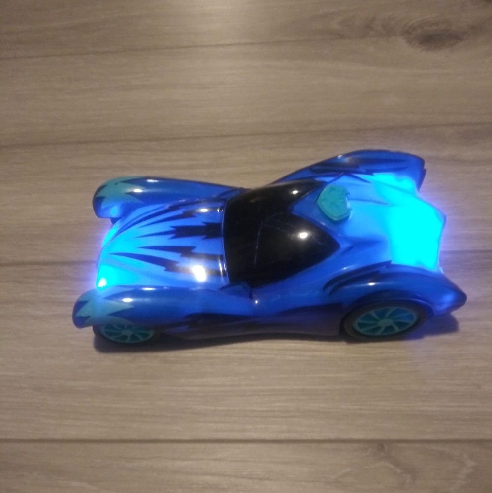 PJ Masks Blue Light Up Race Car by Disney - Tested - Pre-owned
